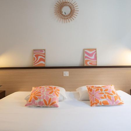 Logis Hotel Le Commerce Navarrenx Eksteriør billede